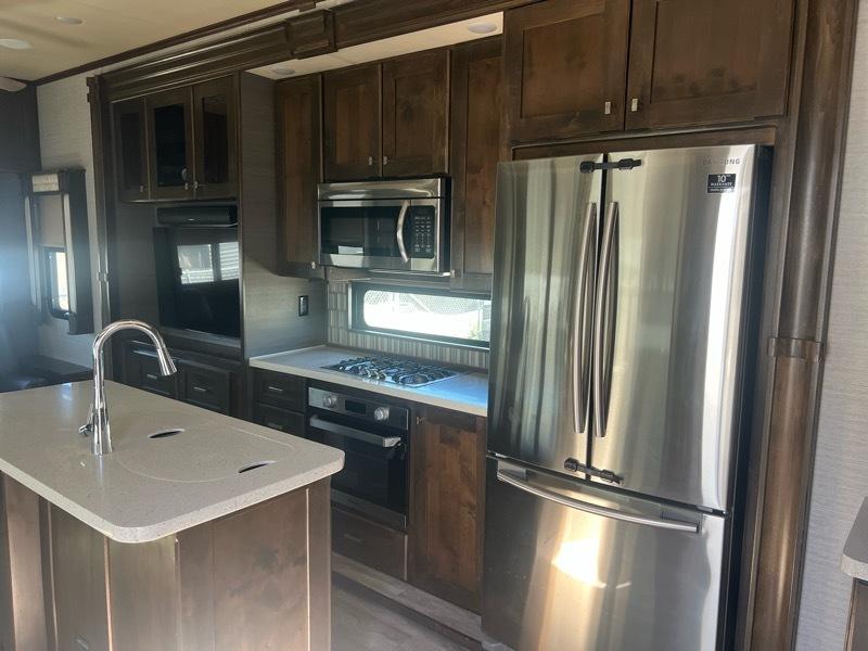 Vanleigh Vilano  2019