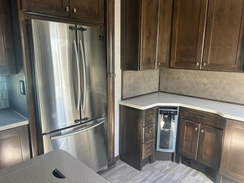 Vanleigh Vilano  2019