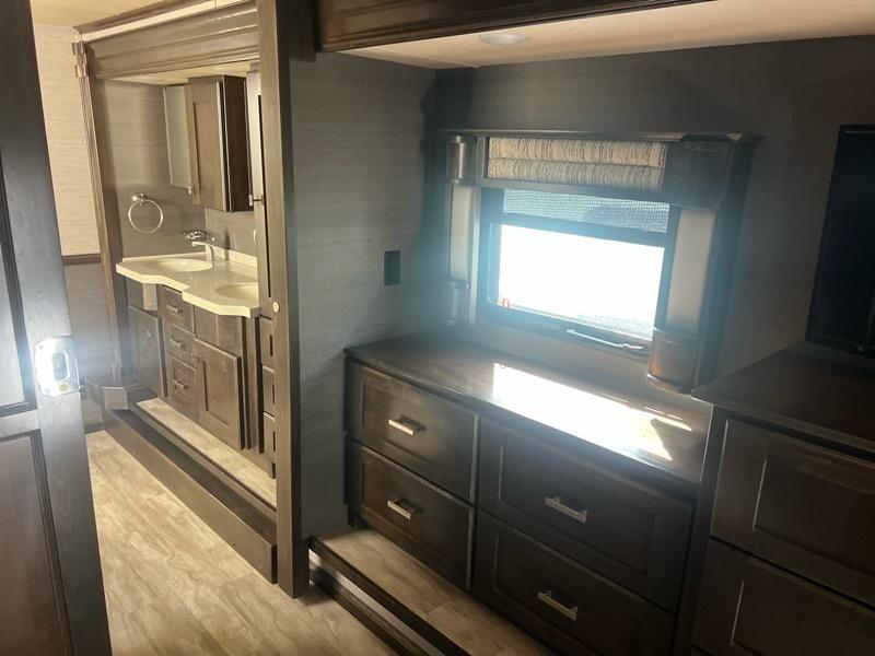 Vanleigh Vilano  2019