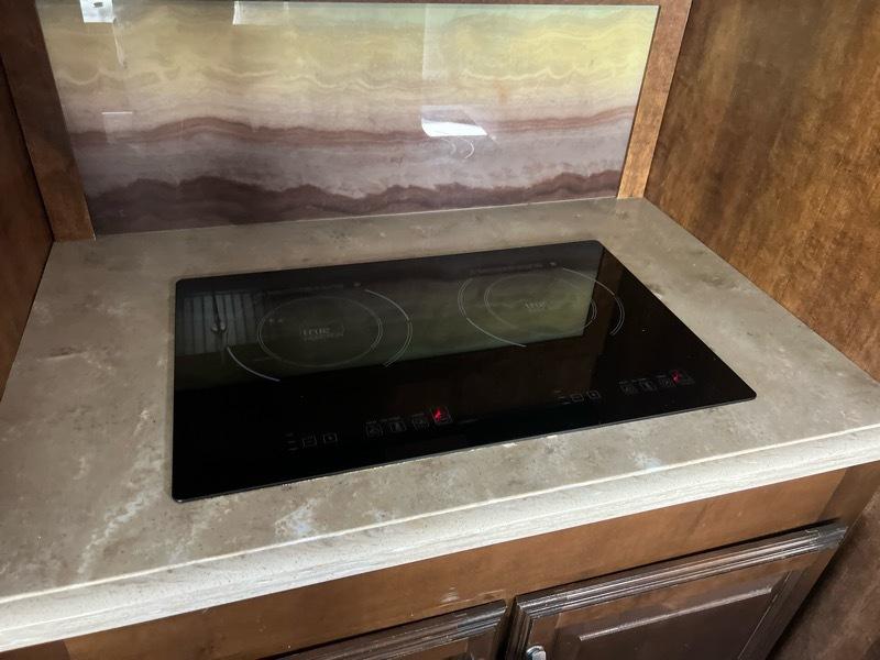 Forest River Cardinal  2016