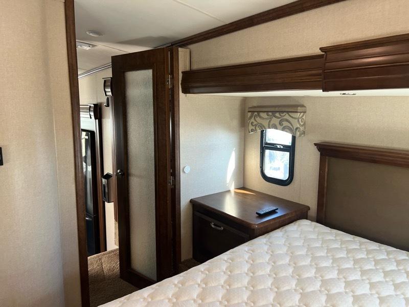 Forest River Cardinal  2016