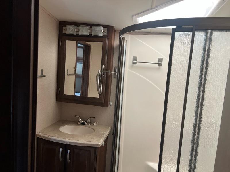 Forest River Cardinal  2016