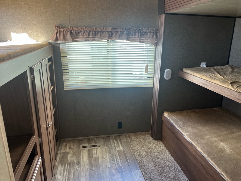 Heartland Prowler  2016