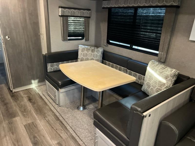 Forest River Catalina  2022