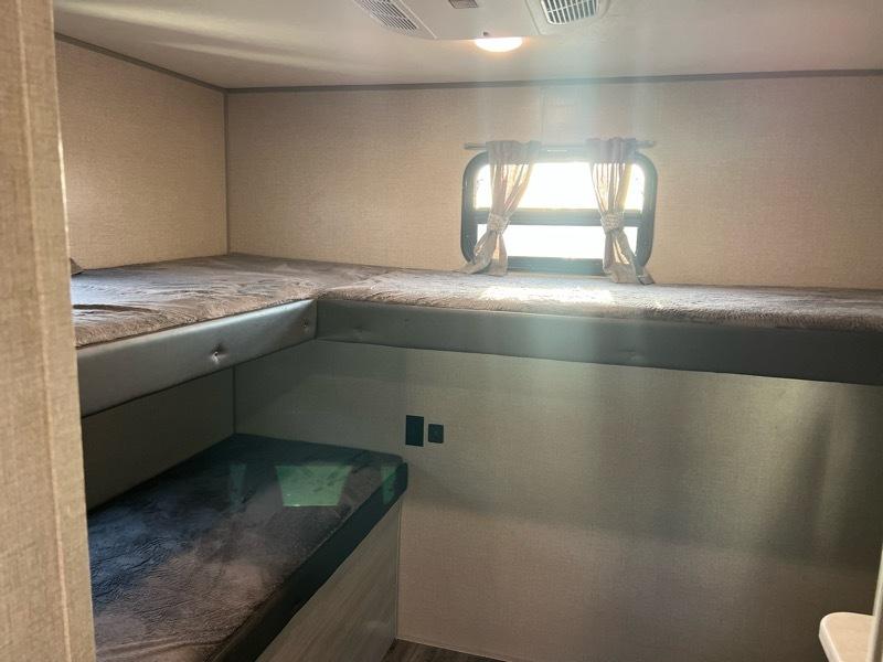 Forest River Catalina  2022