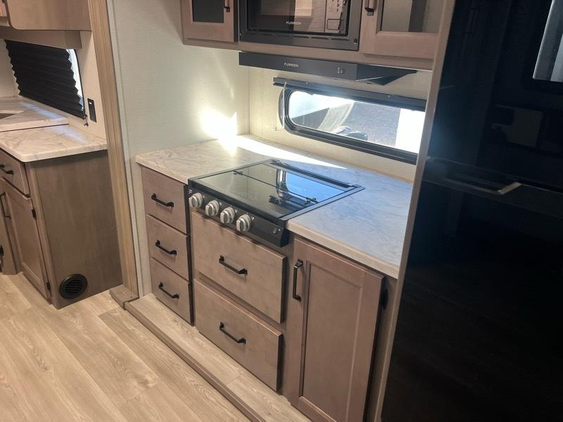 Grand Design Transcend  2024