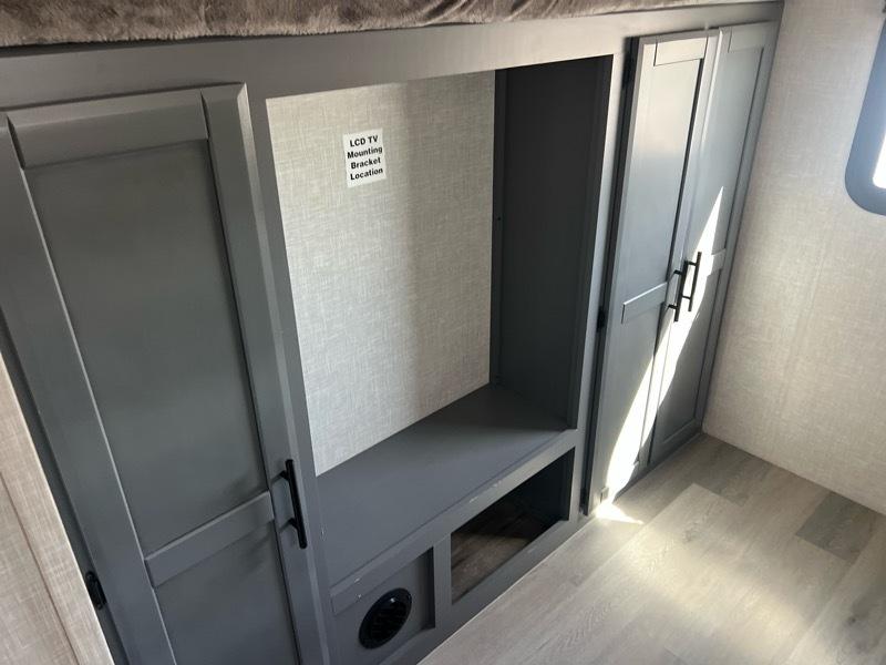 CrossRoads RV Volante  2023