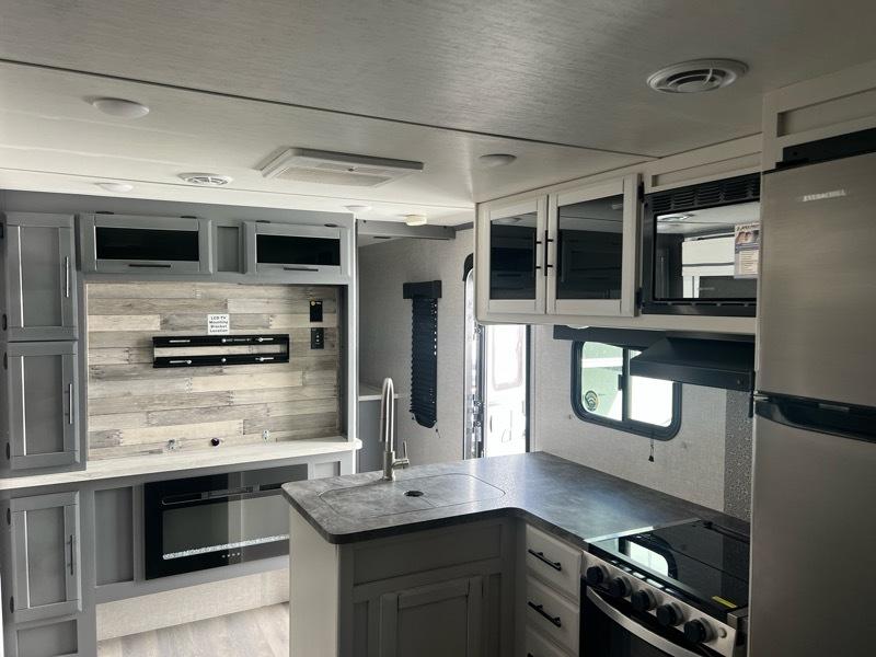 CrossRoads RV Volante  2023