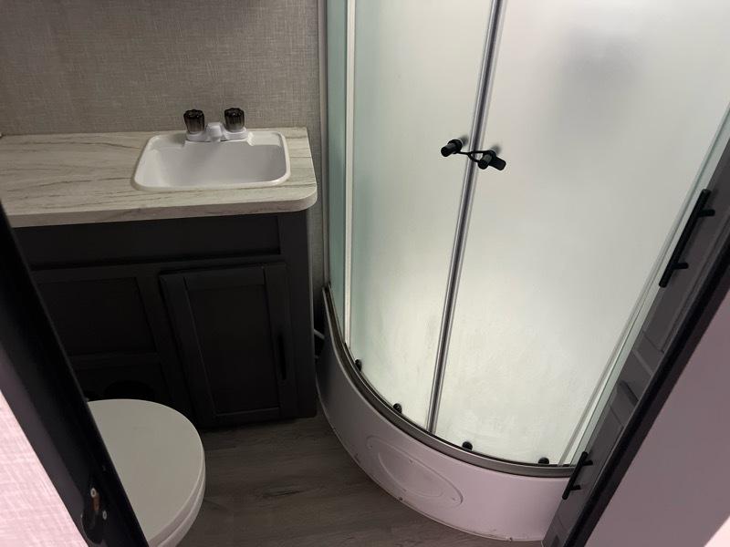 CrossRoads RV Volante  2023