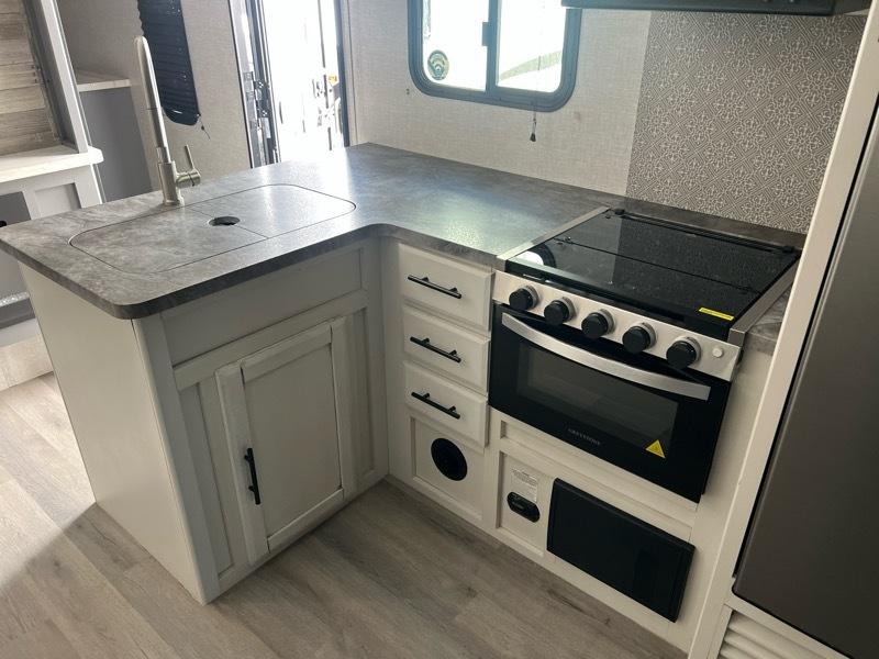 CrossRoads RV Volante  2023