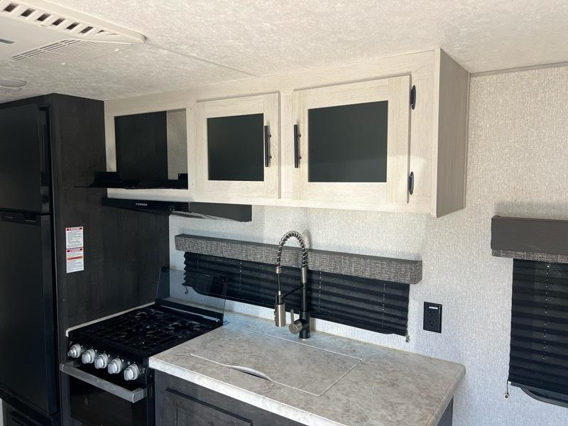 KZ Recreational Vehicles Sportsmen  2022