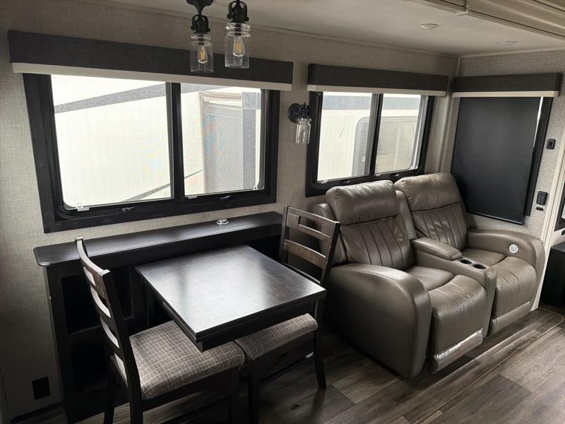 Jayco North Point  2022