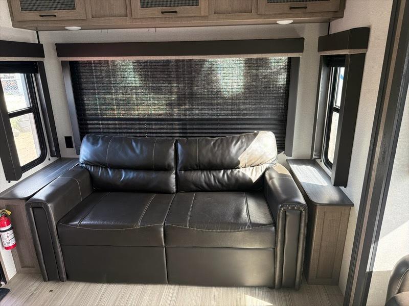 Keystone RV Hideout  2021