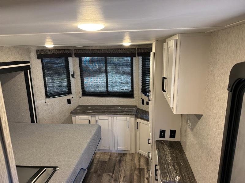 CrossRoads RV Hampton  2023