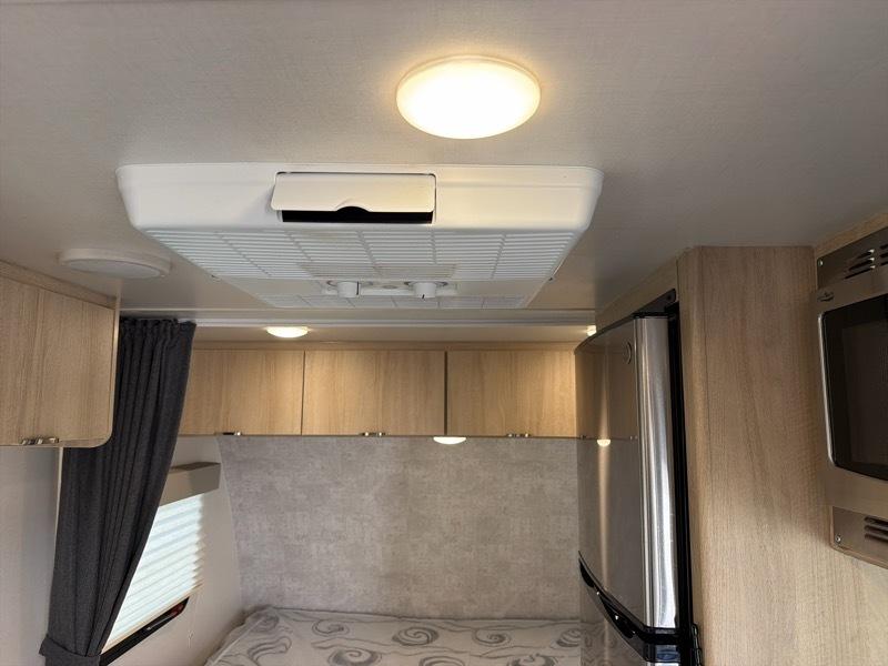 Winnebago Micro Minnie  2024