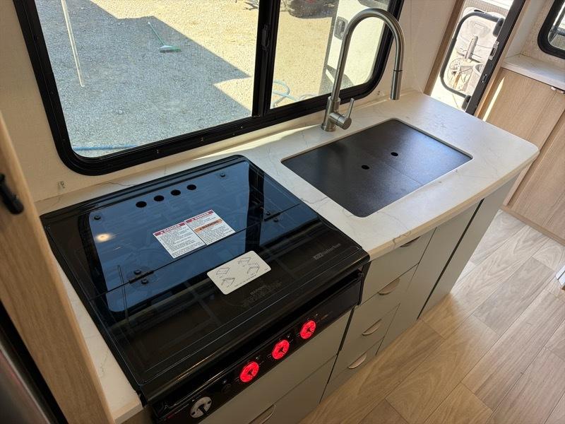 Winnebago Micro Minnie  2024