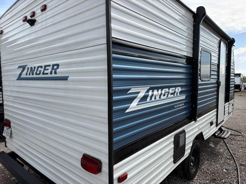 CrossRoads RV Zinger  2025