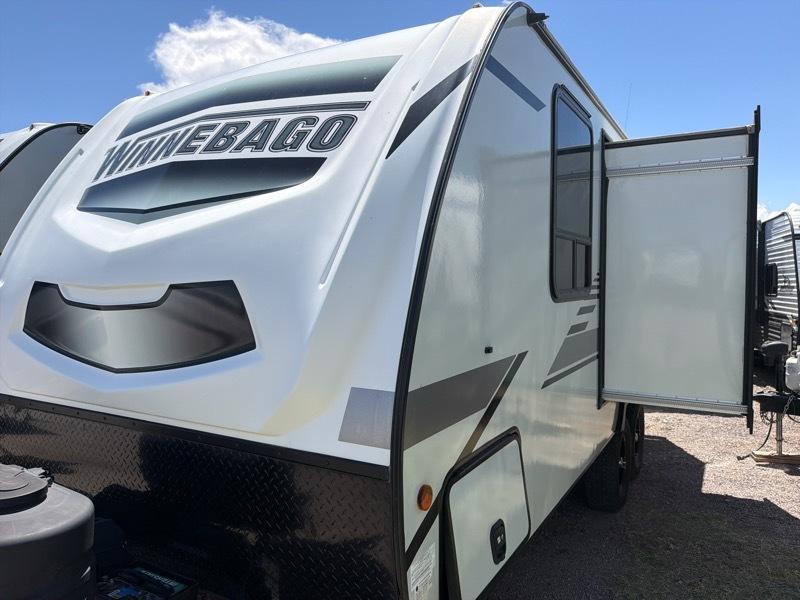 Winnebago Micro Minnie  2021