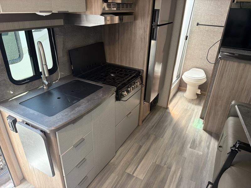 Winnebago Micro Minnie  2021
