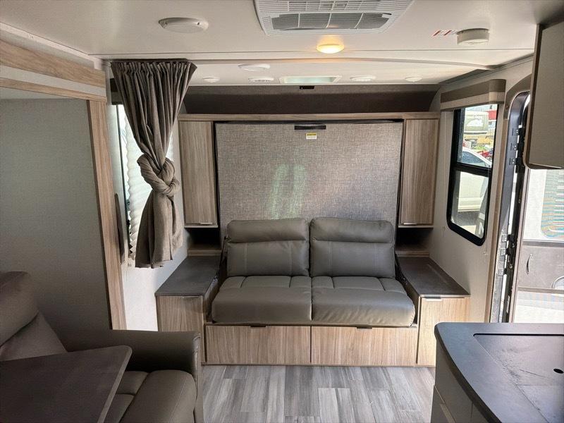 Winnebago Micro Minnie  2021