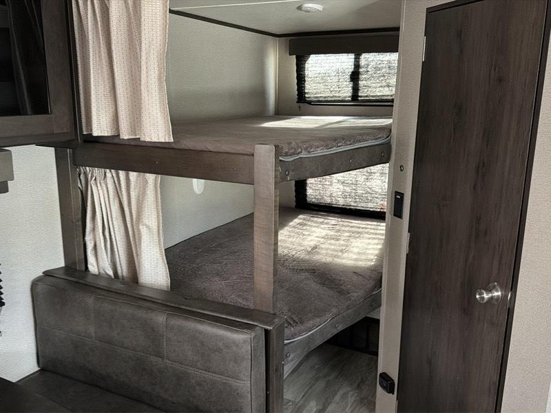 Grand Design Transcend  2021