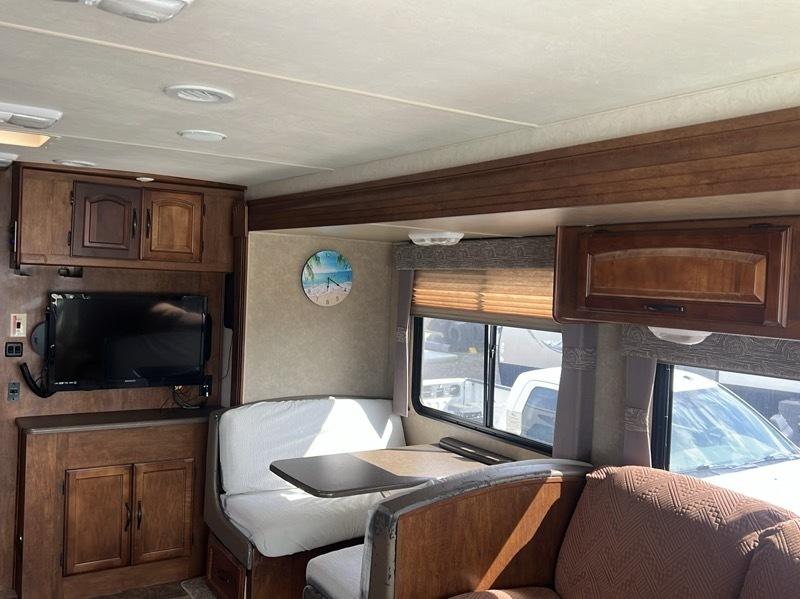 Coachmen Mirada  2014