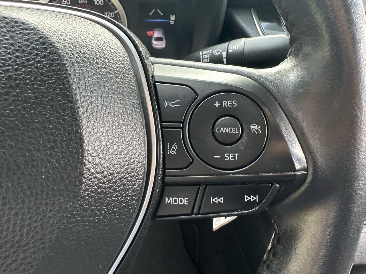 Toyota Corolla SE CVT (Natl) 2020