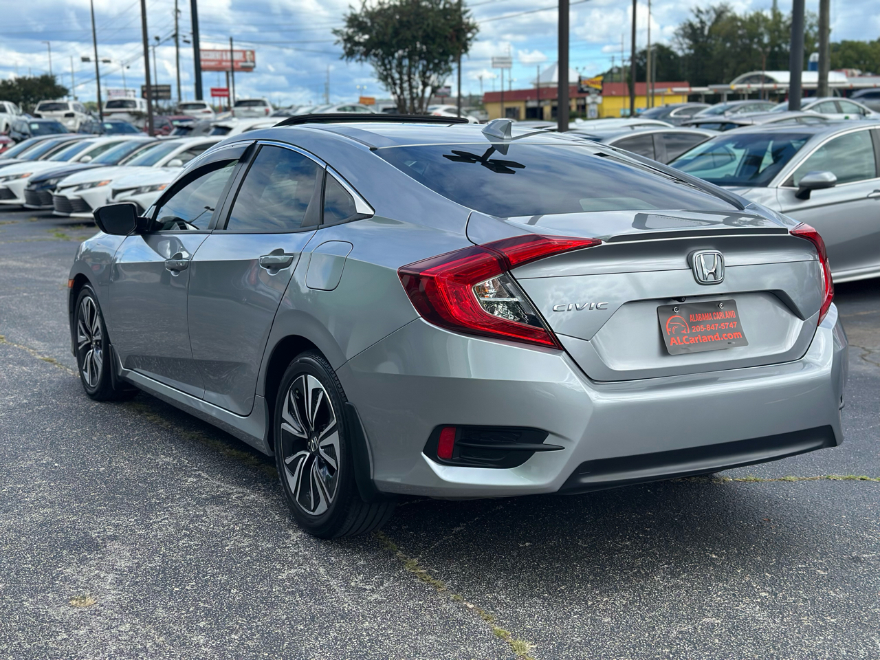 2018 Honda Civic EX-L photo 4