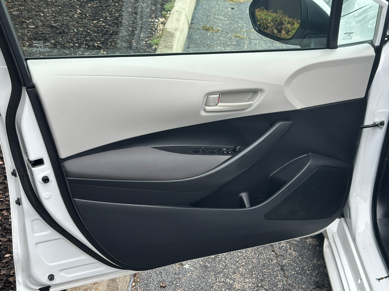 Toyota Corolla L CVT (Natl) 2022 Toyota Corolla L CVT (Natl) 2022