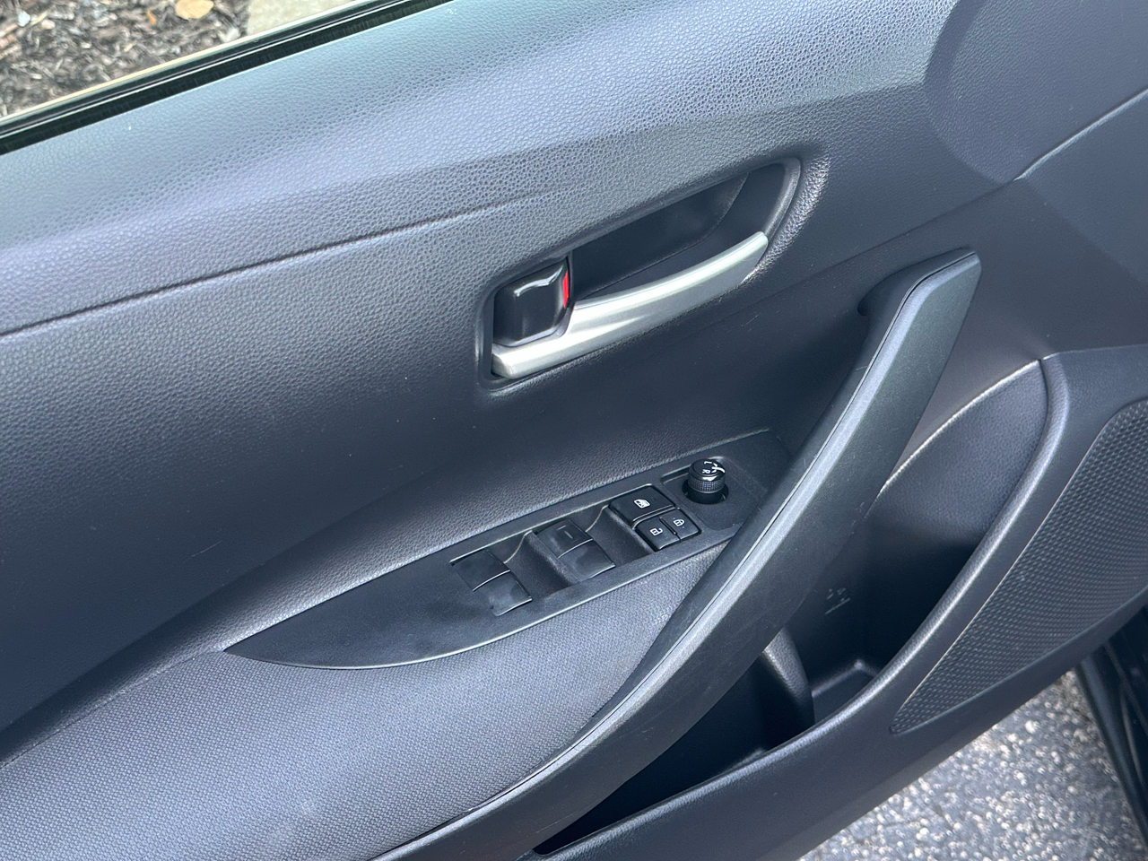 Toyota Corolla LE CVT (Natl) 2021