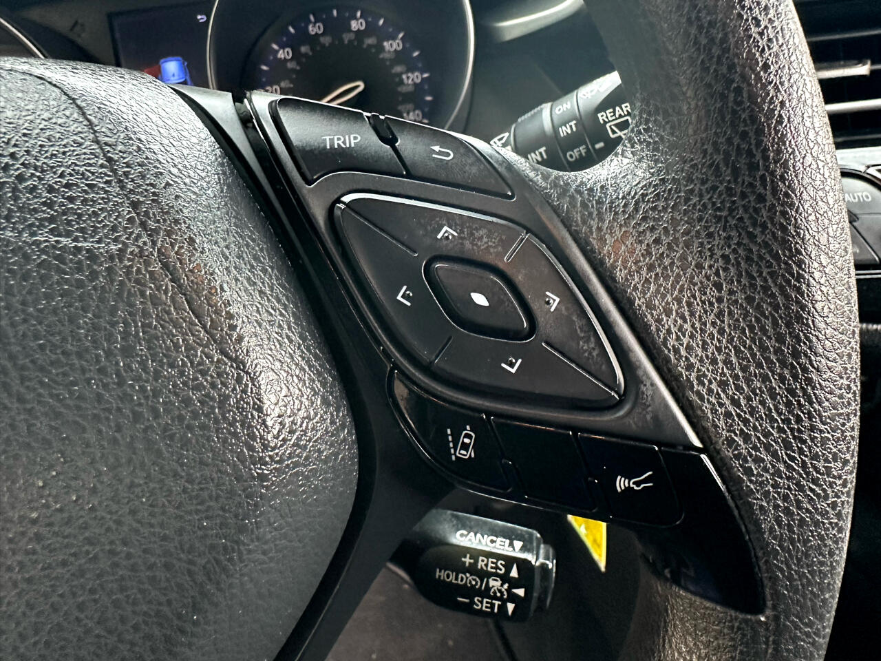 Toyota C-HR LE 4D SUV 2019