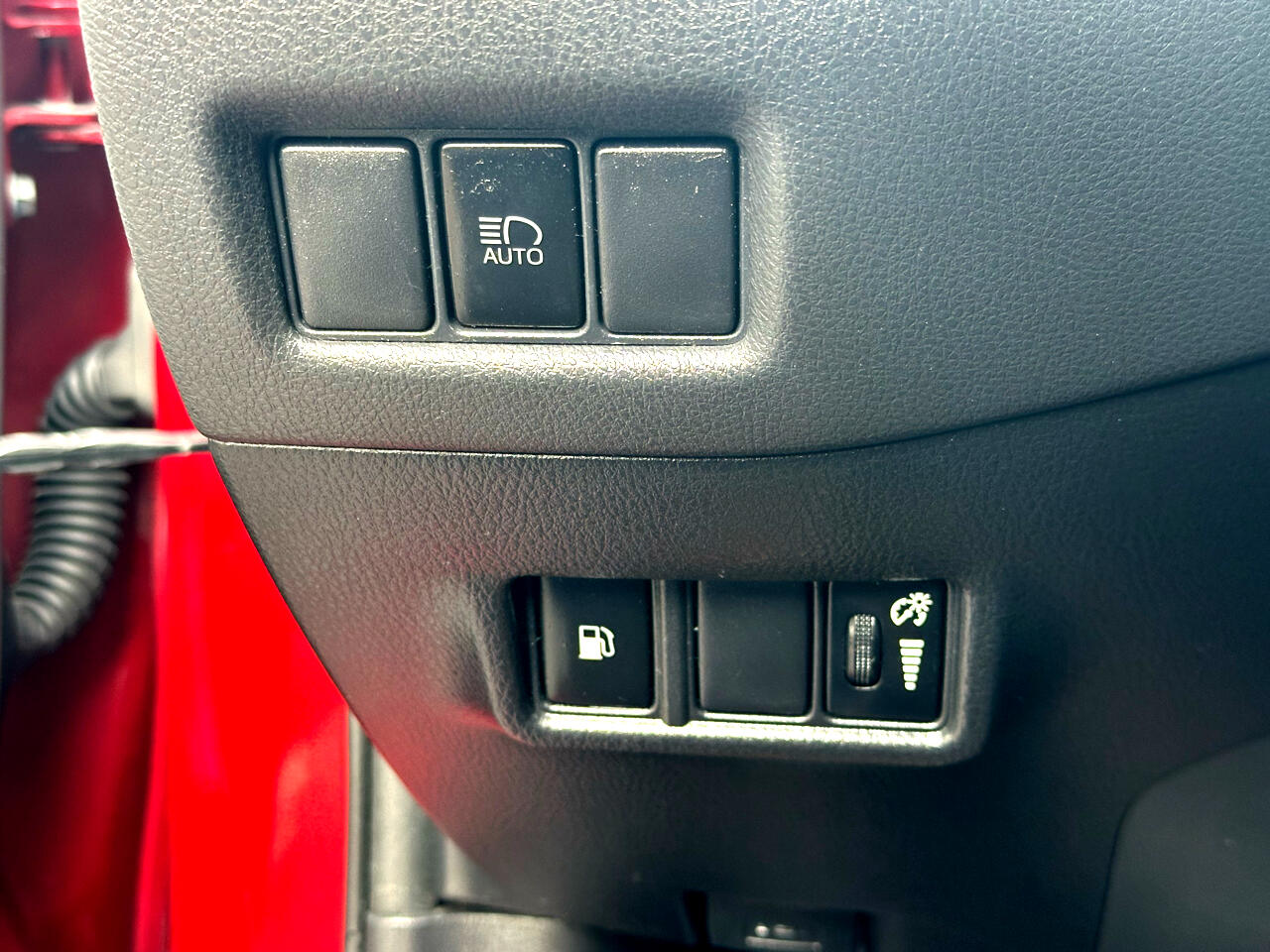 Toyota C-HR LE 4D SUV 2019