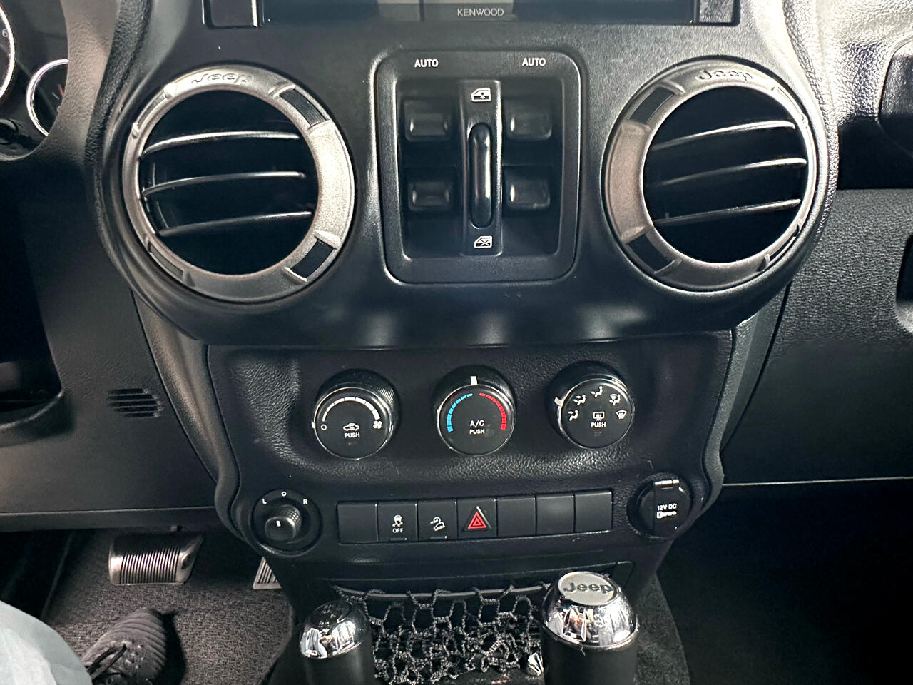 Jeep Wrangler Unlimited 4WD 4dr Sport 2015