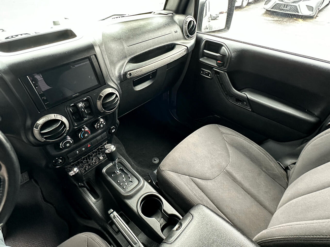 Jeep Wrangler Unlimited 4WD 4dr Sport 2015