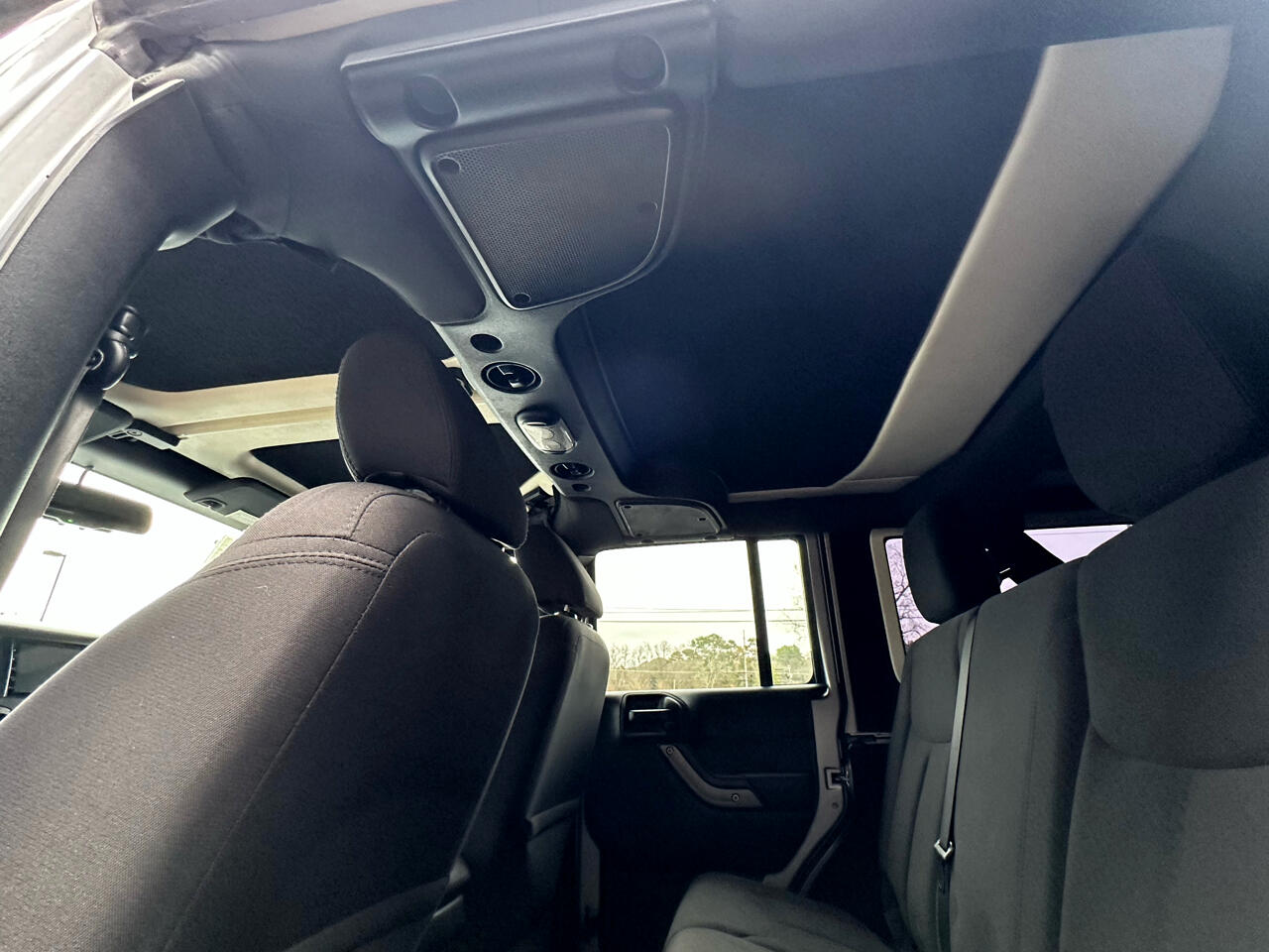 Jeep Wrangler Unlimited 4WD 4dr Sport 2015