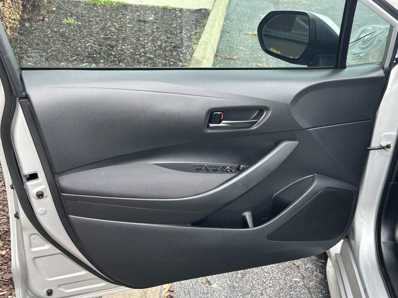 Toyota Corolla LE CVT (Natl) 2023