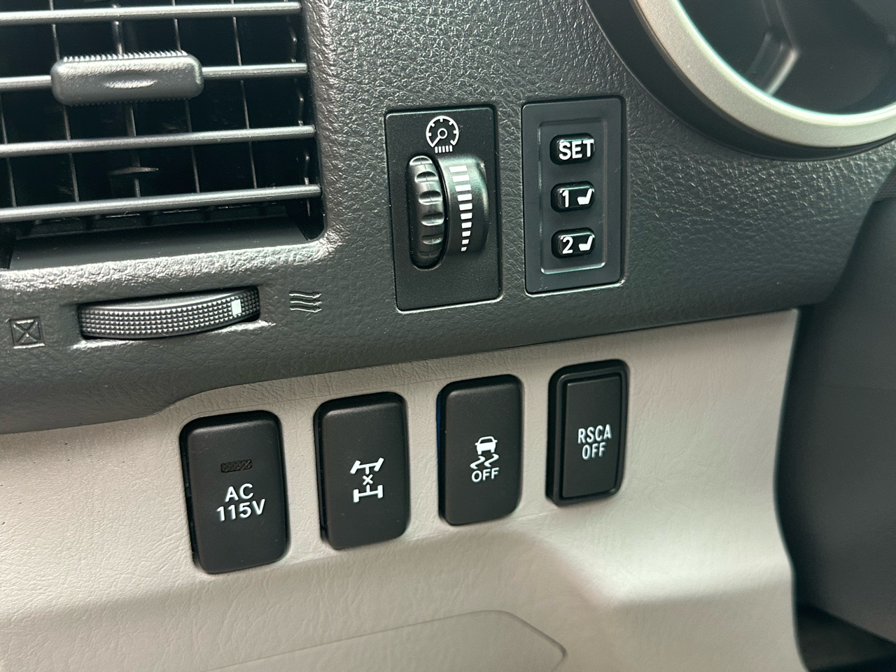 Toyota 4Runner 4WD 4dr V6 Limited (Natl) 2008