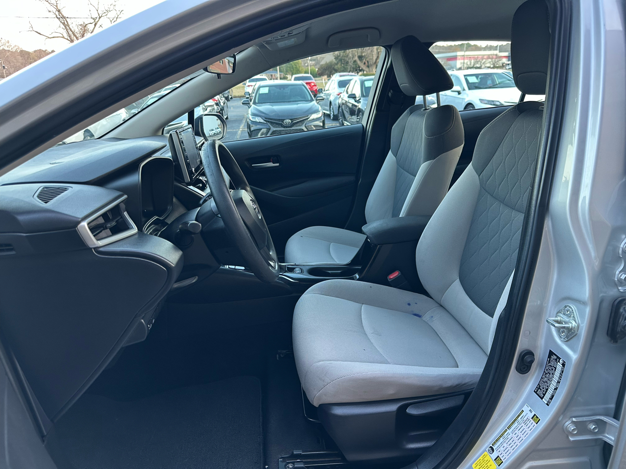 Toyota Corolla LE CVT (Natl) 2021