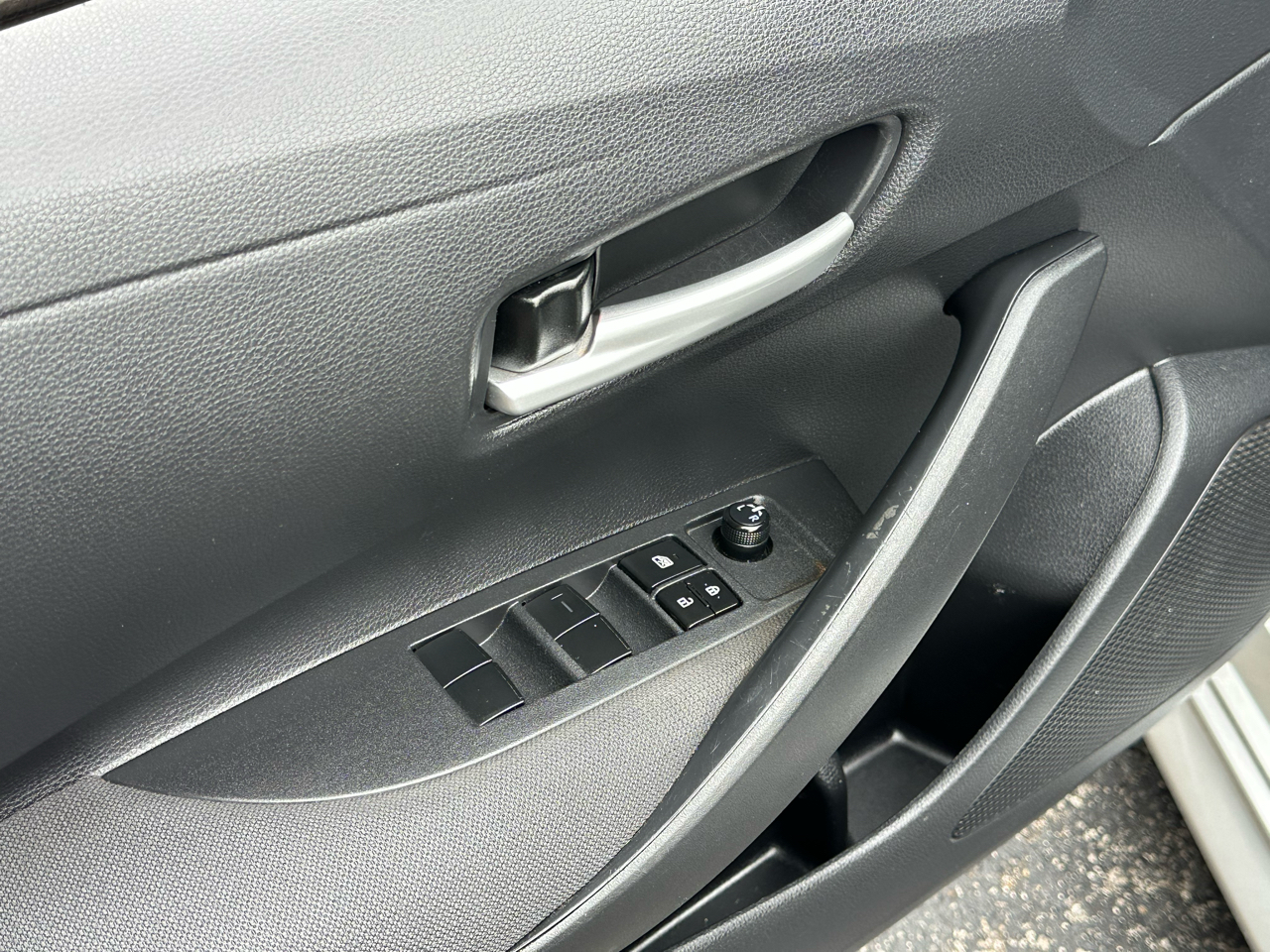 Toyota Corolla LE CVT (Natl) 2021