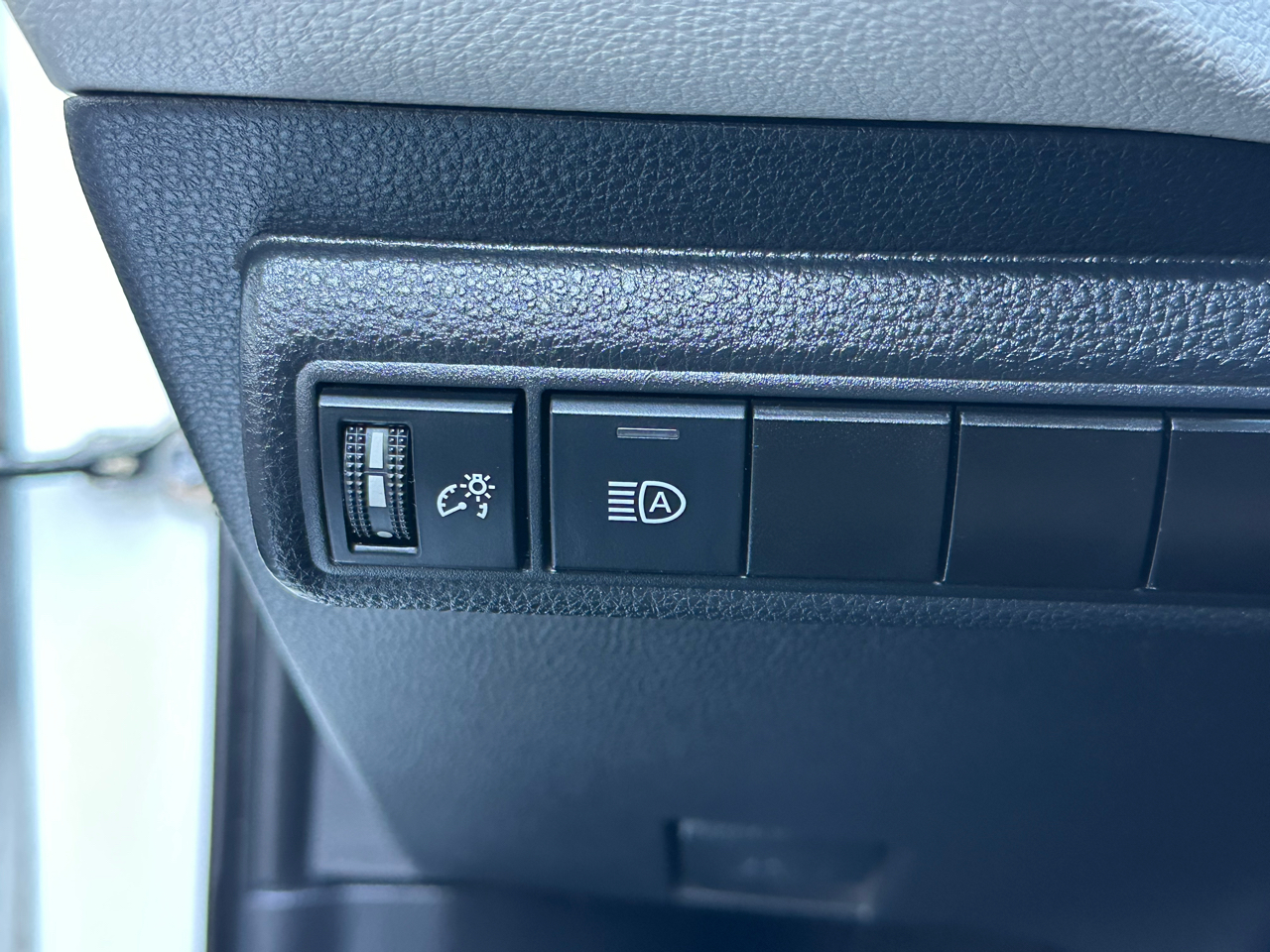 Toyota Corolla LE CVT (Natl) 2021