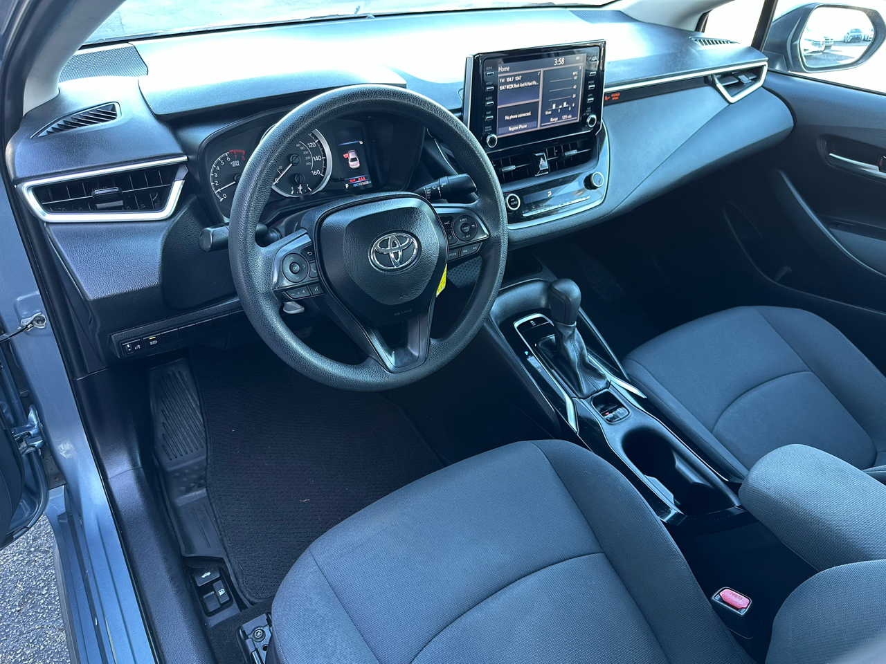 Toyota Corolla LE CVT (Natl) 2020