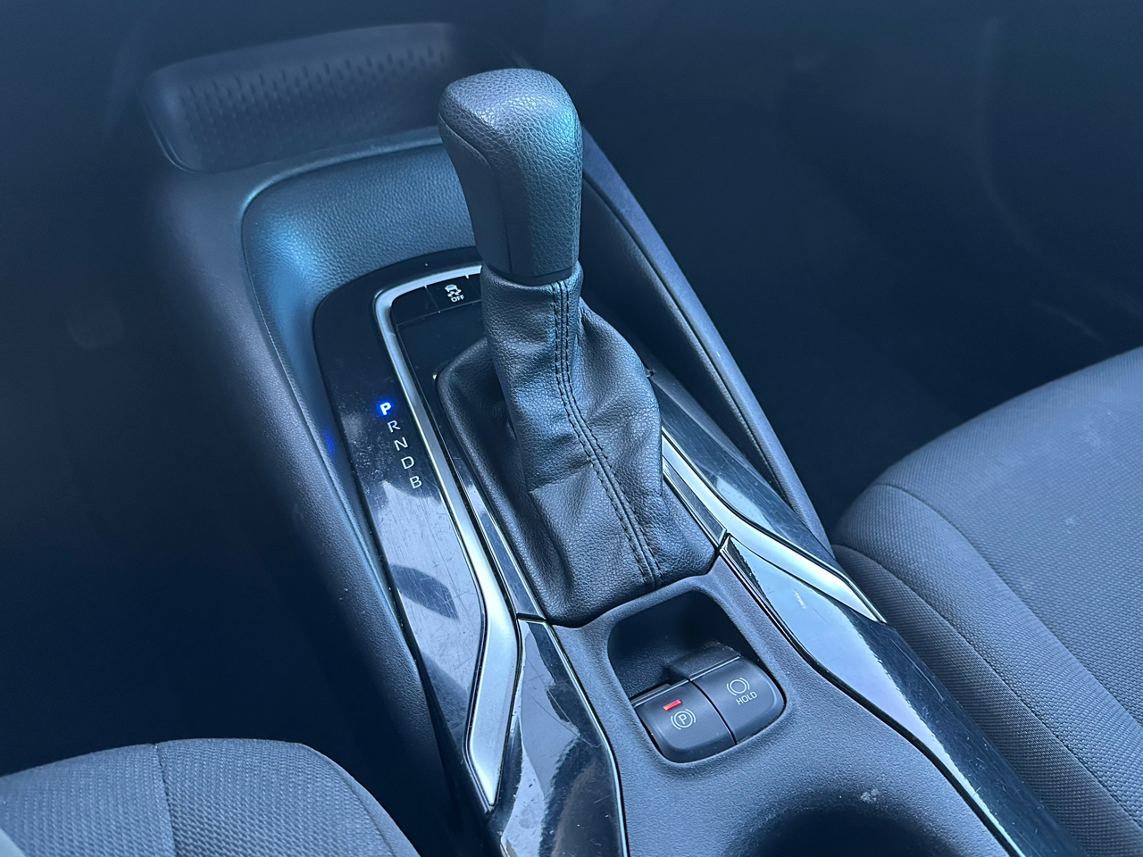 Toyota Corolla LE CVT (Natl) 2022