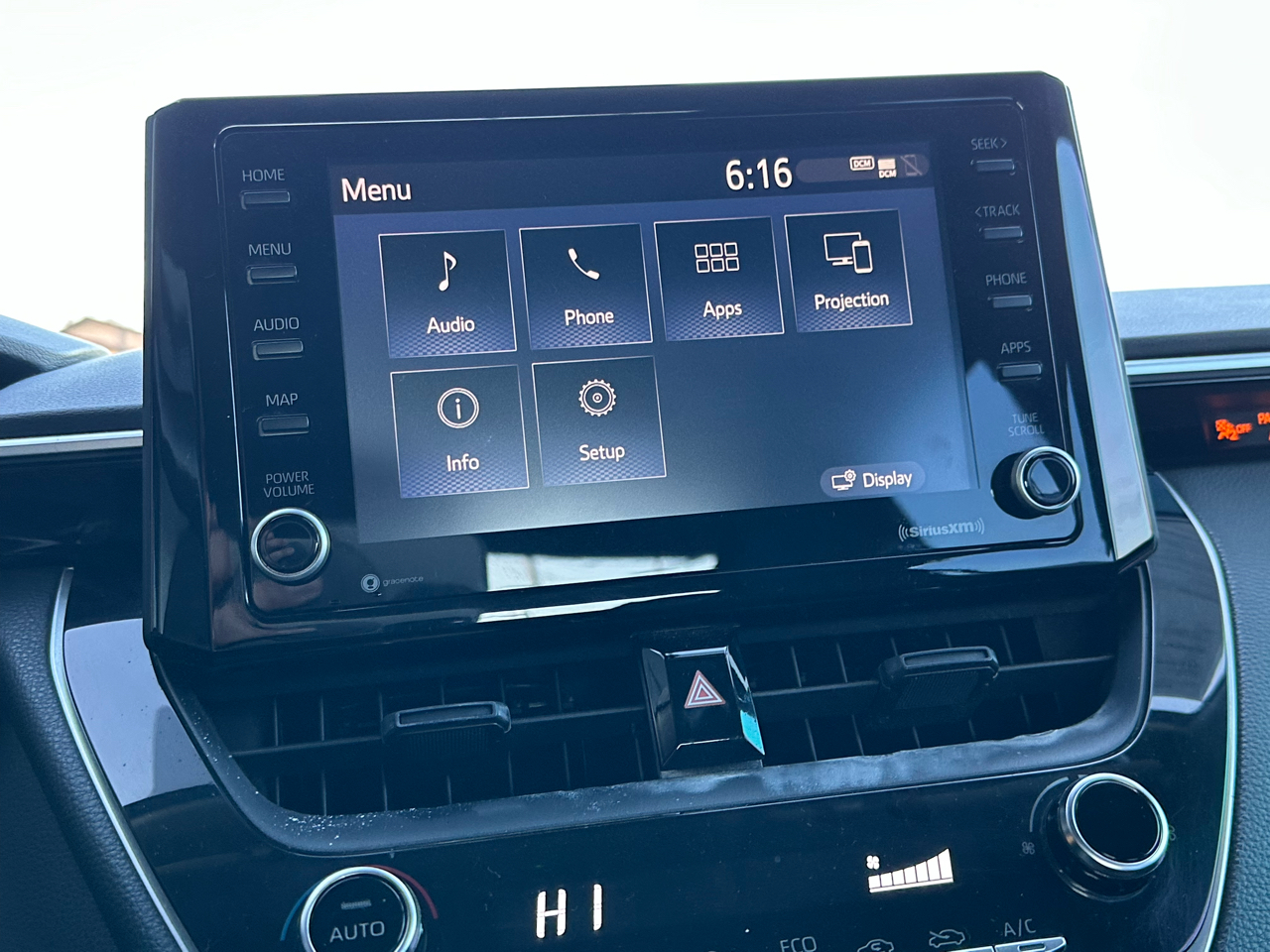 Toyota Corolla LE CVT (Natl) 2022