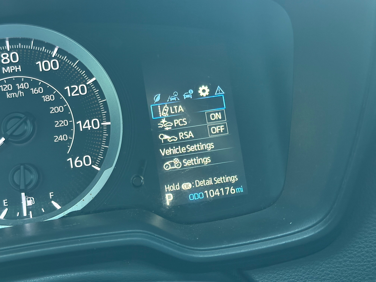 Toyota Corolla LE CVT (Natl) 2022