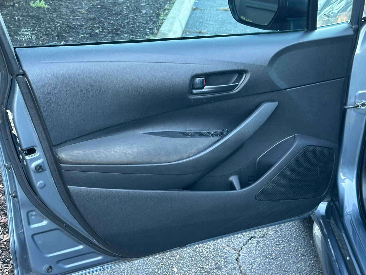 Toyota Corolla LE CVT (Natl) 2022