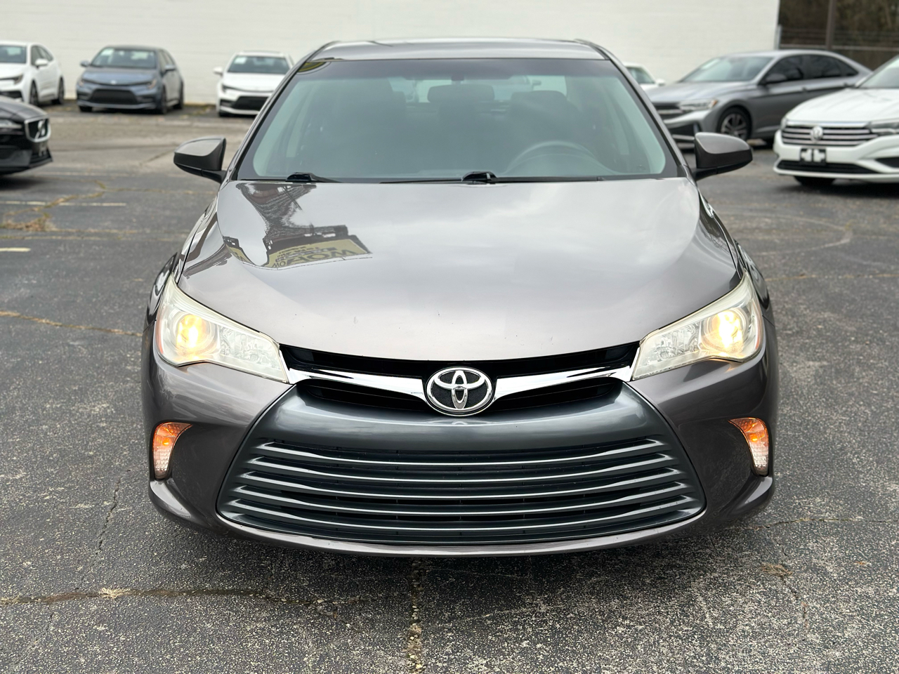 Toyota Camry LE Auto (Natl) 2017