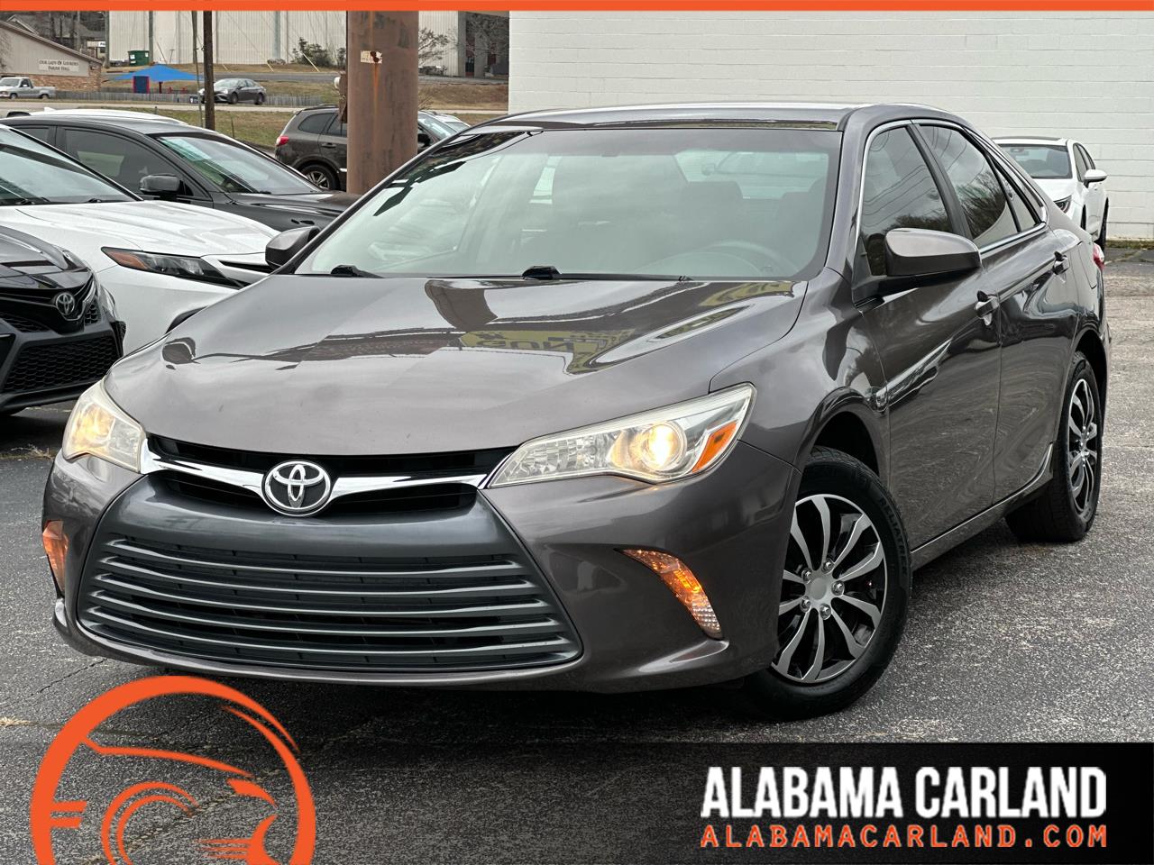 Toyota Camry LE Auto (Natl) 2017