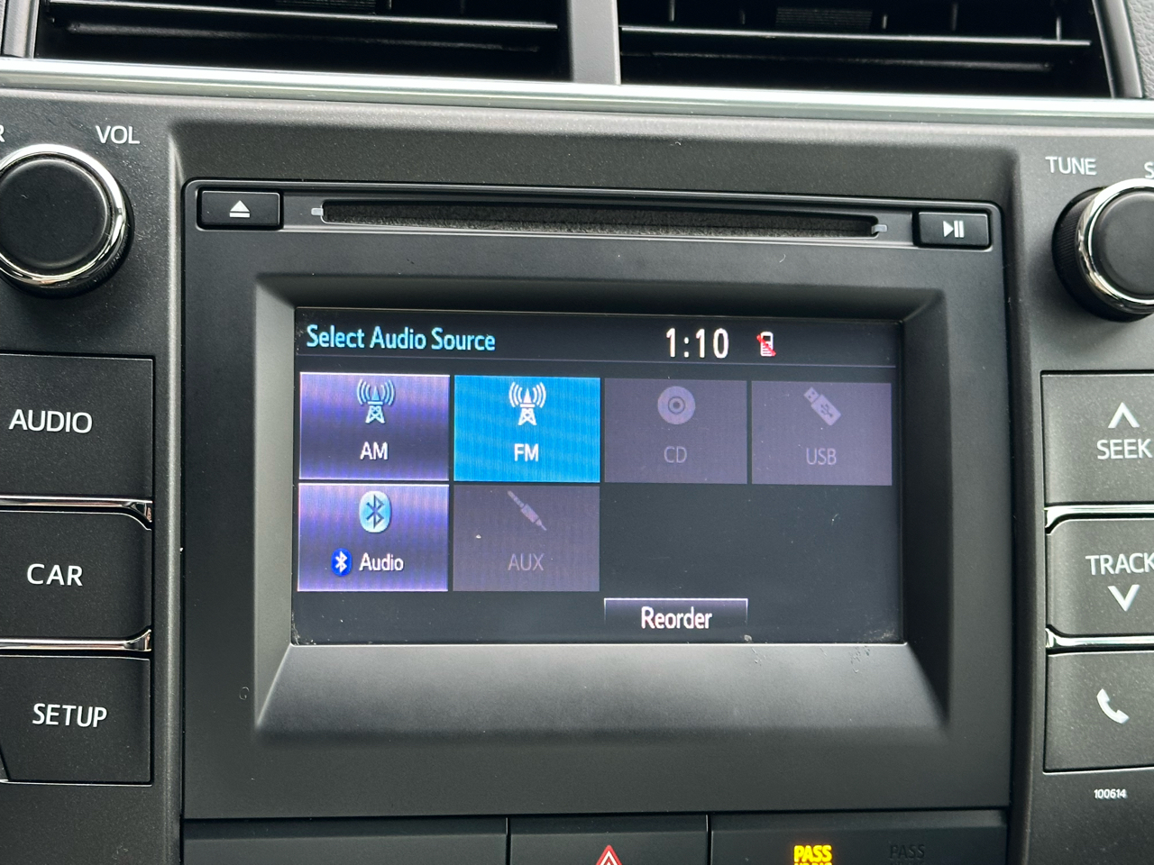 Toyota Camry LE Auto (Natl) 2017