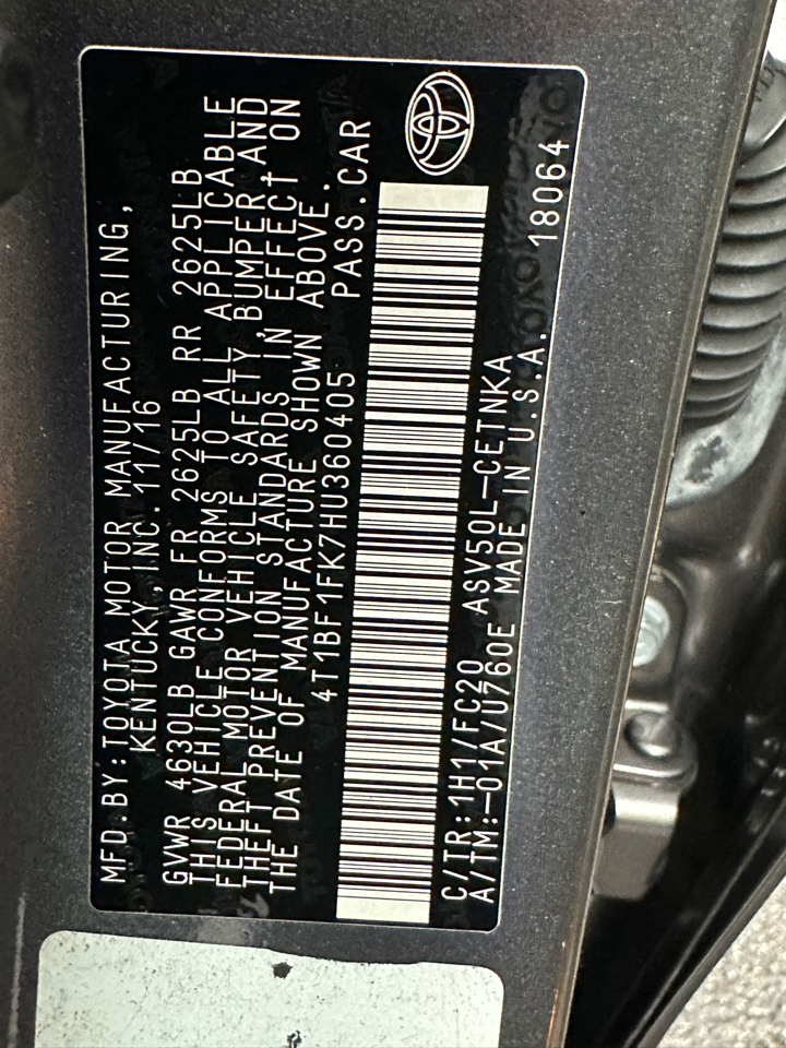 Toyota Camry LE Auto (Natl) 2017