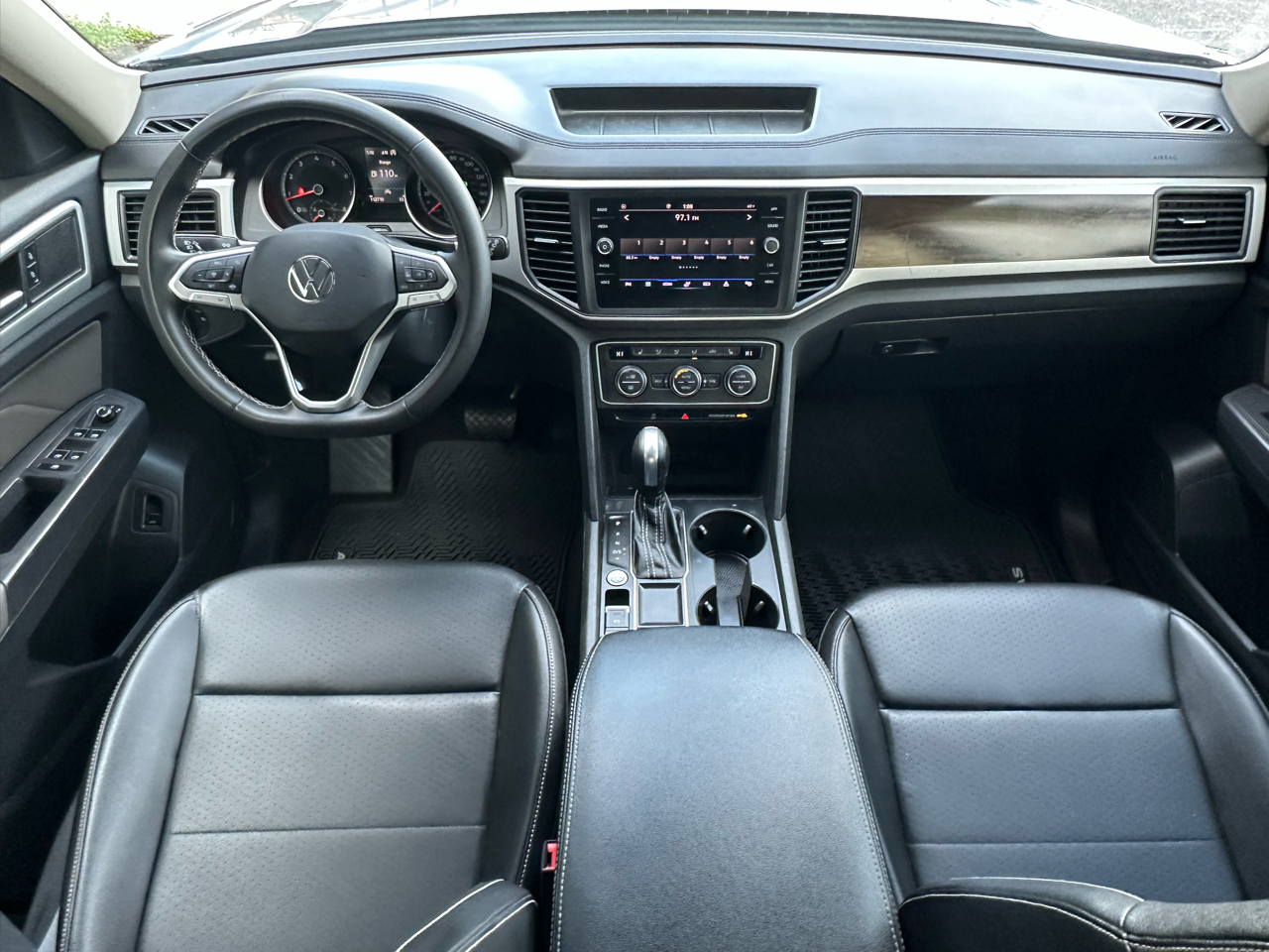 Volkswagen Atlas 2.0T SE w/Technology FWD *Ltd Avail* 2021